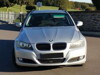 gebraucht BMW 320 d touring - PANORAMAdach, Navi, metallic