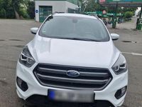 Gebraucht Ford Kuga ST-Line 180 PS (132 kW) 2018 Weiß SUV