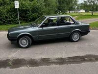 Gebraucht BMW 316 102 PS (75 kW) 1988 Grau Limousine