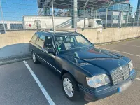 Gebraucht Mercedes E220 150 PS (110 kW) 1996 Blau Kombi