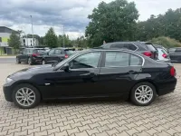 Gebraucht BMW 325 218 PS (160 kW) 2011 Schwarz Limousine