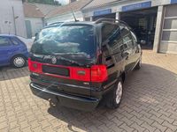 Brugt VW Sharan Highline 150 HK (110 kW) 2002 Sort MPV