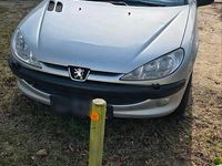 Gebraucht Peugeot 206 CC 109 PS (80 kW) 2001 Silber Cabrio