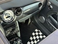 Second-hand Mini ONE 90 CP (66 kW) 2005 Negru Hatchback