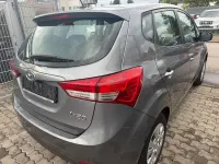 Gebraucht Hyundai ix20 Edition 90 PS (66 kW) 2015 Grau Kleinwagen