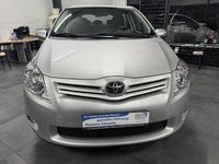 Gebraucht Toyota Auris Life+ 132 PS (97 kW) 2010 Silber Limousine