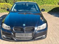 Second-hand BMW 318 143 CP (105 kW) 2009 Negru Berlinǎ