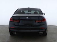 Gebraucht BMW 520 190 PS (139 kW) 2022 Black sapphire metallic Limousine