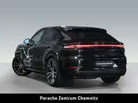 Gebraucht Porsche Cayenne E-Hybrid 470 PS (345 kW) 2026 Schwarz SUV
