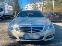 Gebraucht Mercedes E350 Avantgarde 231 PS (169 kW) 2011 Gold Limousine