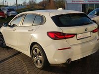 Gebraucht BMW 118 Advantage 140 PS (102 kW) 2020 Weiss Kleinwagen