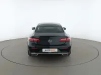 Gebraucht Mercedes E450 Avantgarde 367 PS (269 kW) 2022 Grün Coupé