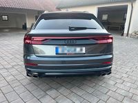 Gebraucht Audi SQ8 Comfort 507 PS (372 kW) 2023 Grau SUV