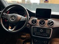 Gebraucht Mercedes CLA220 Shooting Brake 177 PS (130 kW) 2016 Rot Kombi