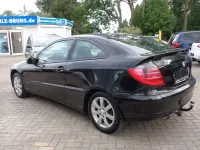 Gebraucht Mercedes C180 143 PS (105 kW) 2002 Schwarz Coupé