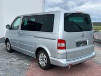 Second-hand VW Multivan 174 CP (127 kW) 2004 Argintiu Monovolum