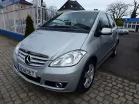 Gebraucht Mercedes A160 Avantgarde 95 PS (69 kW) 2012 Silber Kleinwagen