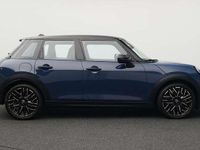 Gebraucht Mini Cooper Favoured 156 PS (114 kW) 2024 Blau Kleinwagen