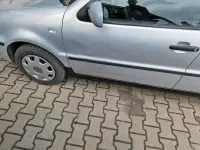 Usata VW Polo 50 CV (36 kW) 2000 Grigio Berlina