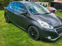 Gebraucht Peugeot 208 68 PS (50 kW) 2012 Grau Kleinwagen