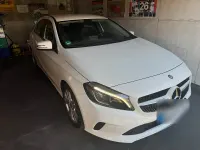 Gebraucht Mercedes A180 122 PS (89 kW) 2016 Weiß Kleinwagen