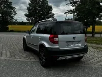 Gebraucht Skoda Yeti 105 PS (77 kW) 2013 Silber SUV