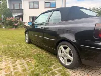 Gebraucht VW Golf 115 PS (84 kW) 2001 Schwarz Cabrio