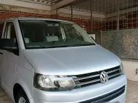 Gebraucht VW Multivan Startline 140 PS (102 kW) 2013 Silber Van / Kleinbus