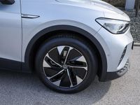 Gebraucht VW ID.4 Pro Performance 150 kW (204 PS) 2023 Scale silver metallic SUV