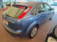 Gebraucht Ford Focus 116 PS (85 kW) 2005 Blau Limousine