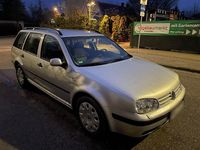 Usado VW Golf IV 110 HP (80 kW) 2002 Prateado Carrinha