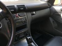 Second-hand Mercedes C220 2003 Break