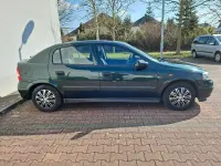 Gebraucht Opel Astra 75 PS (55 kW) 1998 Grün Limousine