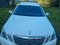 Second-hand Mercedes E220 Elegance 170 CP (125 kW) 2012 Alb Break