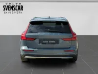 Gebraucht Volvo V60 CC Plus 197 PS (144 kW) 2023 Grau Kombi