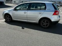 Używany VW Golf V Goal 75 KM (55 kW) 2006 Srebrny Hatchback