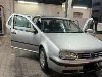 Gebraucht VW Golf IV 100 PS (73 kW) 2003 Silber Kleinwagen