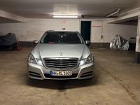 Gebraucht Mercedes E250 204 PS (150 kW) 2010 Silber Coupé