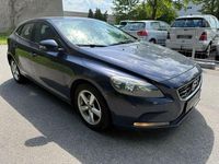 Gebraucht Volvo V40 Kinetic 114 PS (83 kW) 2013 Blau Kombi