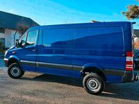 Używany Mercedes Sprinter 163 KM (119 kW) 2018 Niebieski Van