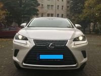 Gebraucht Lexus NX300h Limited Edition 155 PS (114 kW) 2018 Weiß SUV