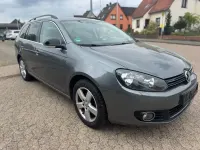 Gebraucht VW Golf VI Style 105 PS (77 kW) 2011 Grau Kleinwagen