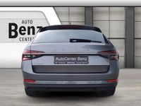 Gebraucht Skoda Superb Style 150 PS (110 kW) 2023 Grau Kombi