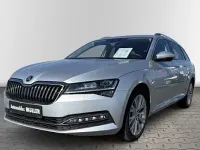 Gebraucht Skoda Superb Style 150 PS (110 kW) 2022 Silber Kombi