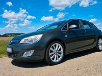 Gebraucht Opel Astra 125 PS (91 kW) 2011 Limousine