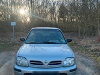 Gebraucht Nissan Micra 54 PS (39 kW) 1999 Silber Kleinwagen