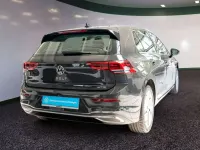 Gebraucht VW Golf VIII Style 131 PS (96 kW) 2024 Grau / uranograu Limousine