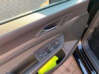 Gebraucht VW Golf VIII Style 131 PS (96 kW) 2023 Schwarz Kombi