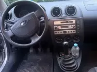 Gebraucht Ford Fiesta 80 PS (58 kW) 2002 Kleinwagen