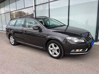 Gebraucht VW Passat Comfortline 122 PS (89 kW) 2011 Braun Kombi